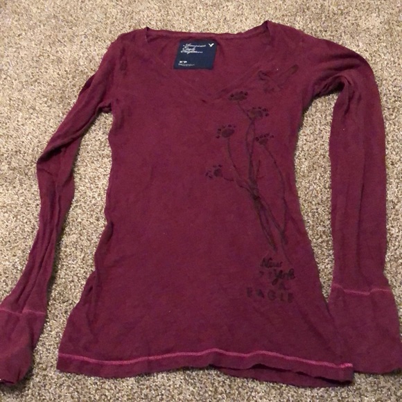 American Eagle Outfitters Tops - Small American Eagle Long Sleeve Burgundy Tee